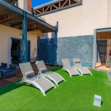 With Private Pool & Self Check-in! *